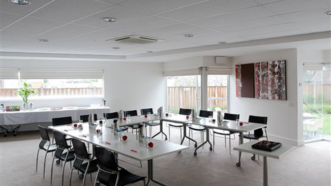 Punthill Apartment Hotels - Essendon Grand - Accommodation NSW 5