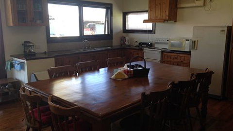 Twin Palms Cottage - Accommodation NSW 3