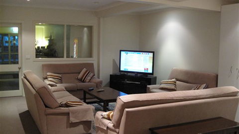 Ajax Ski Club - Accommodation NSW 7