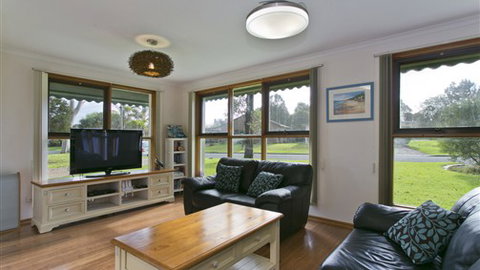 Sea Eagle Beach House - Accommodation NSW 0