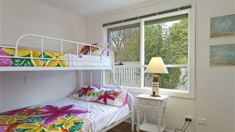 Sea Eagle Beach House - Accommodation NSW 2