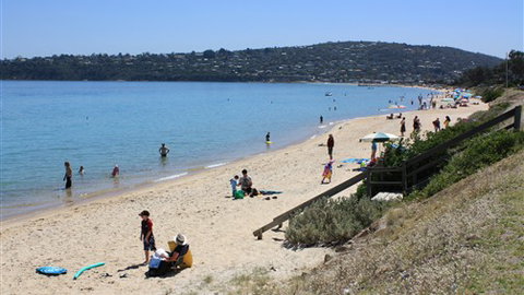 Sea Eagle Beach House - Accommodation NSW 6