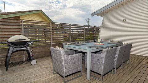 Serenity Torquay Sea View: Luxury Beachfront - Accommodation NSW 5