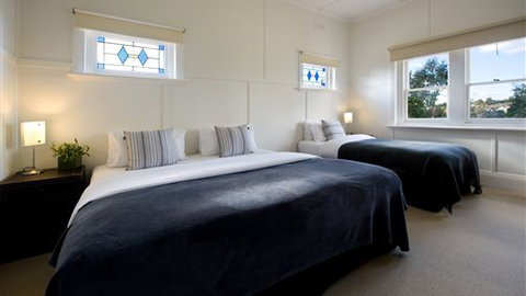 Churchills - Accommodation NSW 0