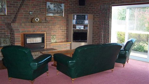 Abaco House - Accommodation NSW 5