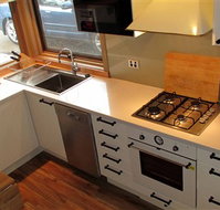 Wallace's - Crystal Creek Chalet 1 - Accommodation NSW