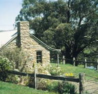 Adelaide Hills Country Cottages - Gum Tree Cottage - Accommodation NSW