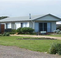 Coorong Waterfront Retreat - Accommodation NSW