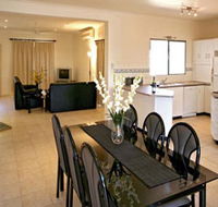 Riverwalk Retreat Karinga Park - Accommodation NSW
