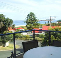 Victor Apartments - Surfs Up - Accommodation NSW