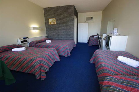 Adelaide Road Motor Lodge - Accommodation NSW 2