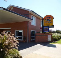 Akuna Motor Inn - Accommodation NSW