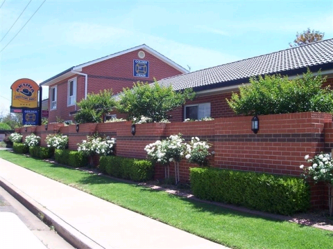 Akuna Motor Inn - Accommodation NSW 3