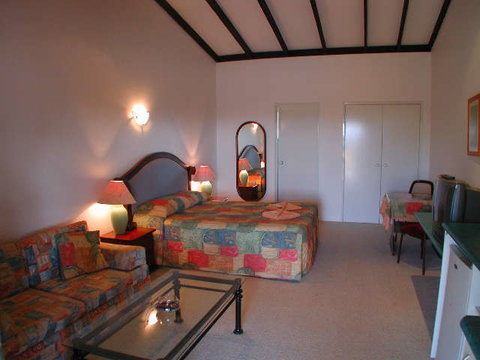 Albert Facey Motor Inn Narrogin - Accommodation NSW 0