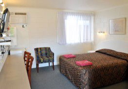 A & A Lodge Motel - Accommodation NSW 1