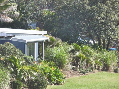 ArtHOUSE Beachfront Accommodation - Accommodation NSW 5