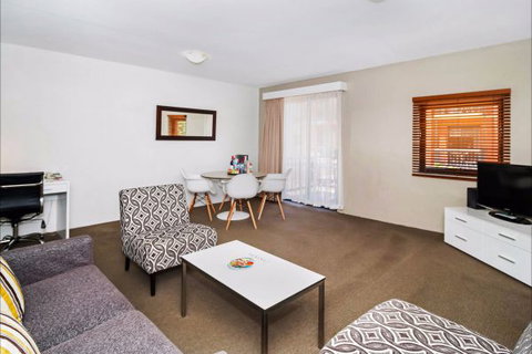 Breakfree Adelaide - Accommodation NSW 7