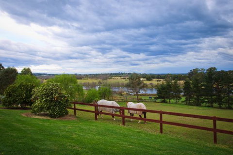 Camden Hillview - Accommodation NSW 7