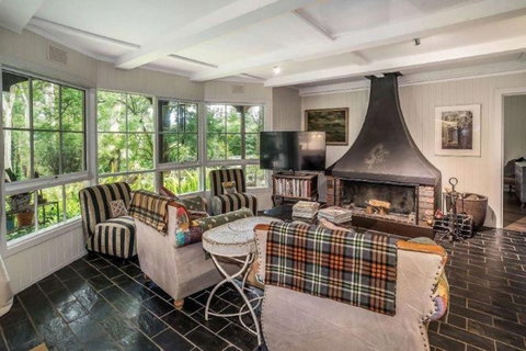 Sunflower Cottage - Accommodation NSW 5