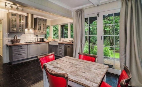 Sunflower Cottage - Accommodation NSW 7