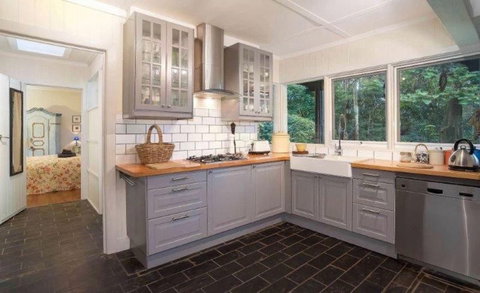 Sunflower Cottage - Accommodation NSW 8