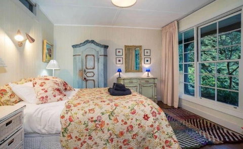 Sunflower Cottage - Accommodation NSW 9