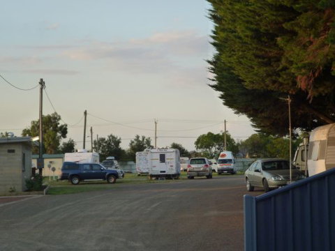 Central Caravan Park Colac - Accommodation NSW 0