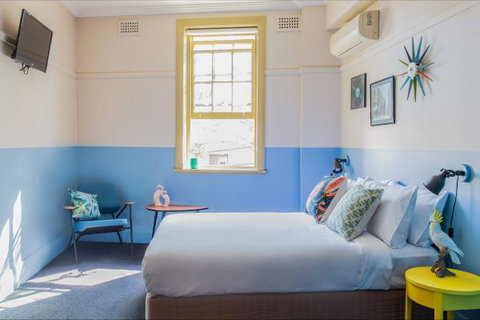 Darlo Bar At The Royal Sovereign Hotel - Accommodation NSW 2