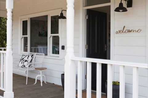 Alchemy House Hepburn - Accommodation NSW 6