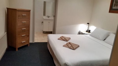 Cedarwood Apartments - Accommodation NSW 4