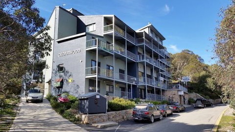 Cedarwood Apartments - Accommodation NSW 5