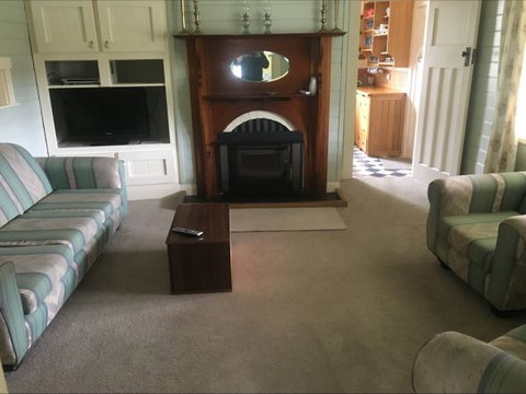 Fred's Place,  Derby - Accommodation NSW 4