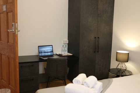 Guildford Hotel - Accommodation NSW 5