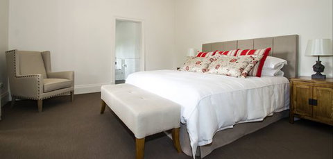 Lanzerac Country Estate - Accommodation NSW 4