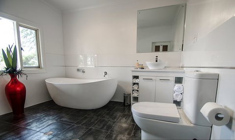 Lanzerac Country Estate - Accommodation NSW 5
