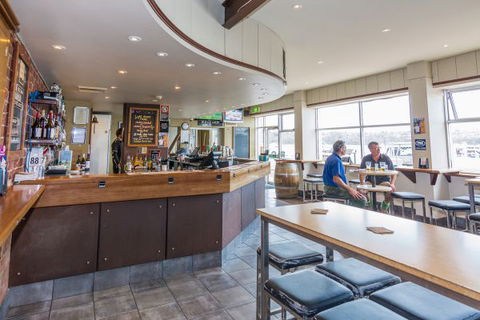 Merimbula Lakeview  Hotel  - Accommodation NSW 1