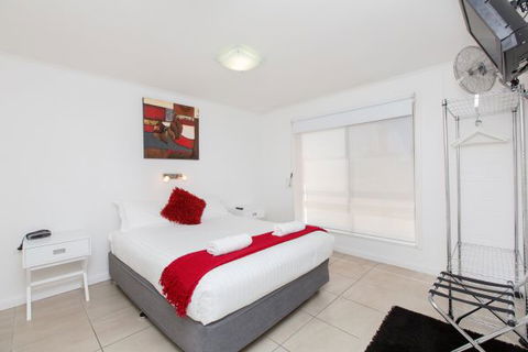 Mildura Holiday Villas - Accommodation NSW 1
