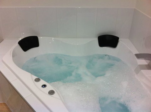 Moonlight Ridge Chalet - Accommodation NSW 2