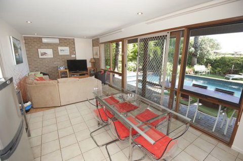 Seacove On The Beach - Accommodation NSW 5