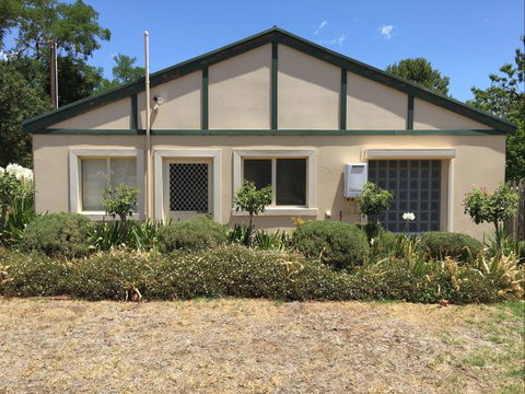 Strathlyn Bed And Breakfast - Accommodation NSW 8