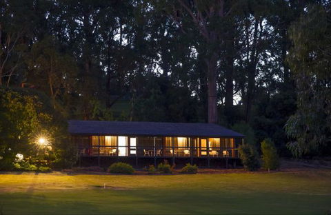 The Stirling Golf Club Motels - Accommodation NSW 0