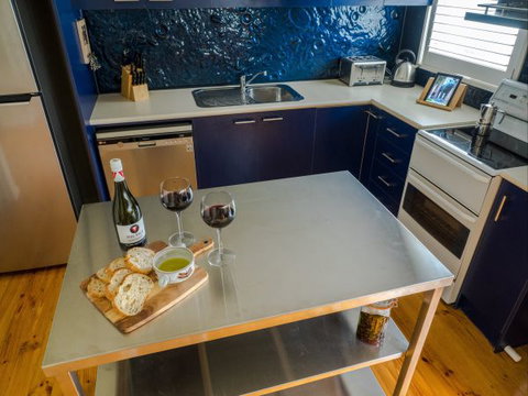 Alice's Palace Ocean Grove - Accommodation NSW 3