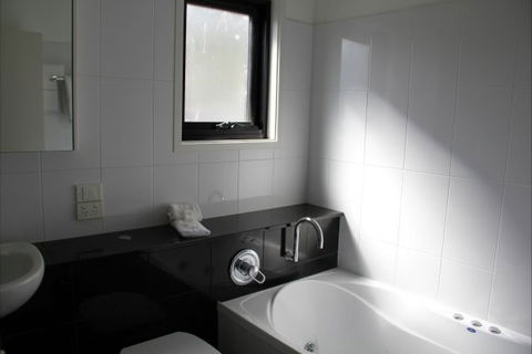 Angala Apartment - Accommodation NSW 6