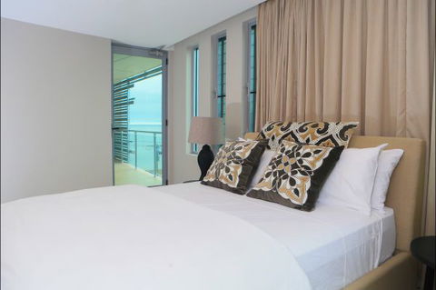 Aqua Aqua Luxury Penthouses - Accommodation NSW 4