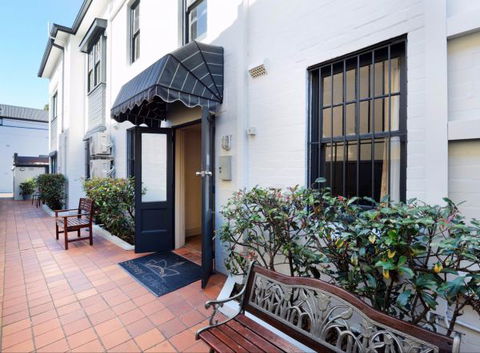 Avoca Lodge - Accommodation NSW 2