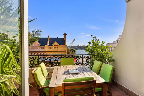 Carlson Terrace - Accommodation NSW 1