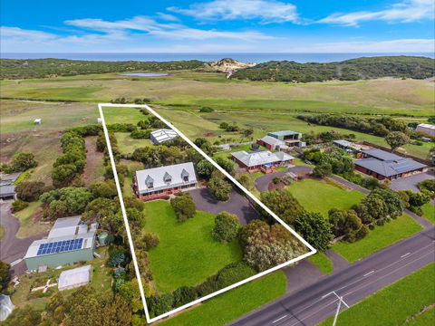 Cooks Retreat Warrnambool - Accommodation NSW 4