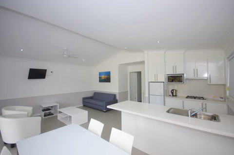 Del Rio Riverside Resort - Accommodation NSW 1