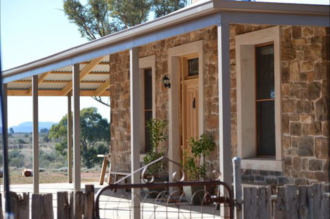 Flinders Bush Retreats - Accommodation NSW 0