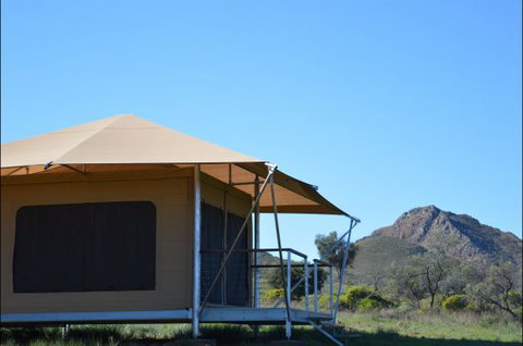 Flinders Bush Retreats - Accommodation NSW 2